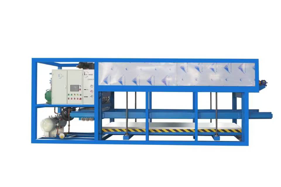 揭秘冰磚機(jī)的三大品類(lèi)：直冷、透明冰、鹽水